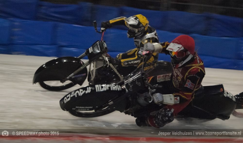 Motorsykkel + is + fart = Israce