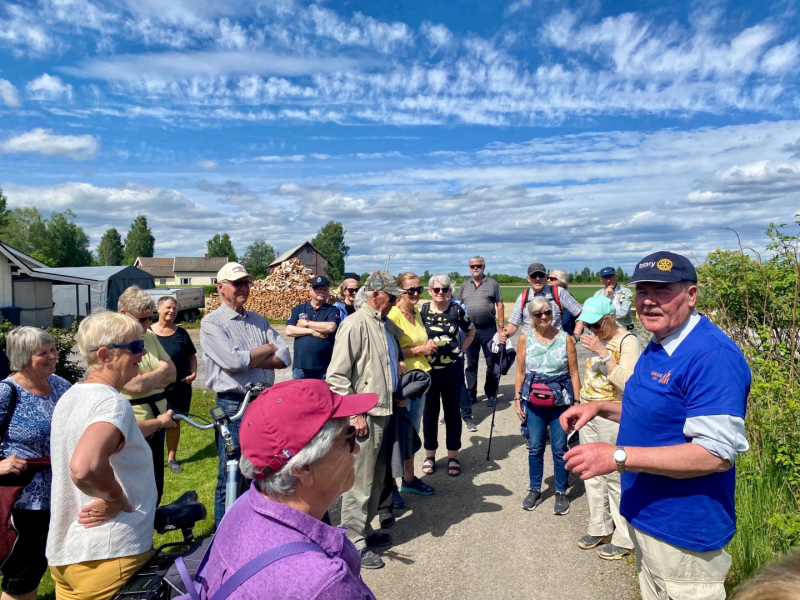 Se bilder fra kirkemarsjen